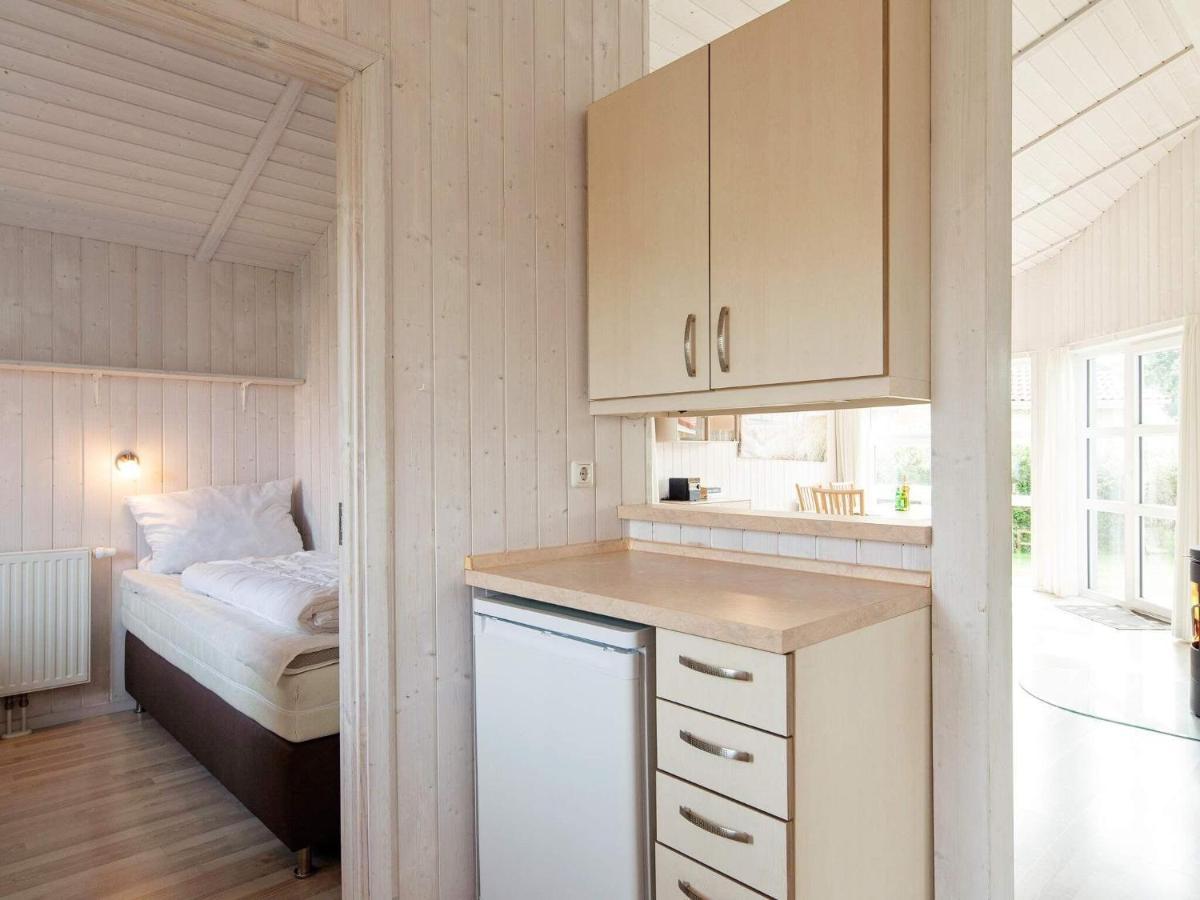 6 Person Holiday Home In Groemitz Exterior photo